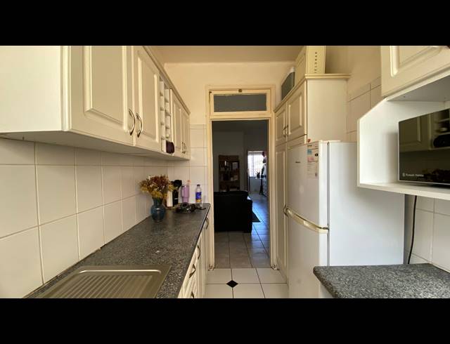 1 BEDROOM FLAT FOR SALE IN GLENWOOD